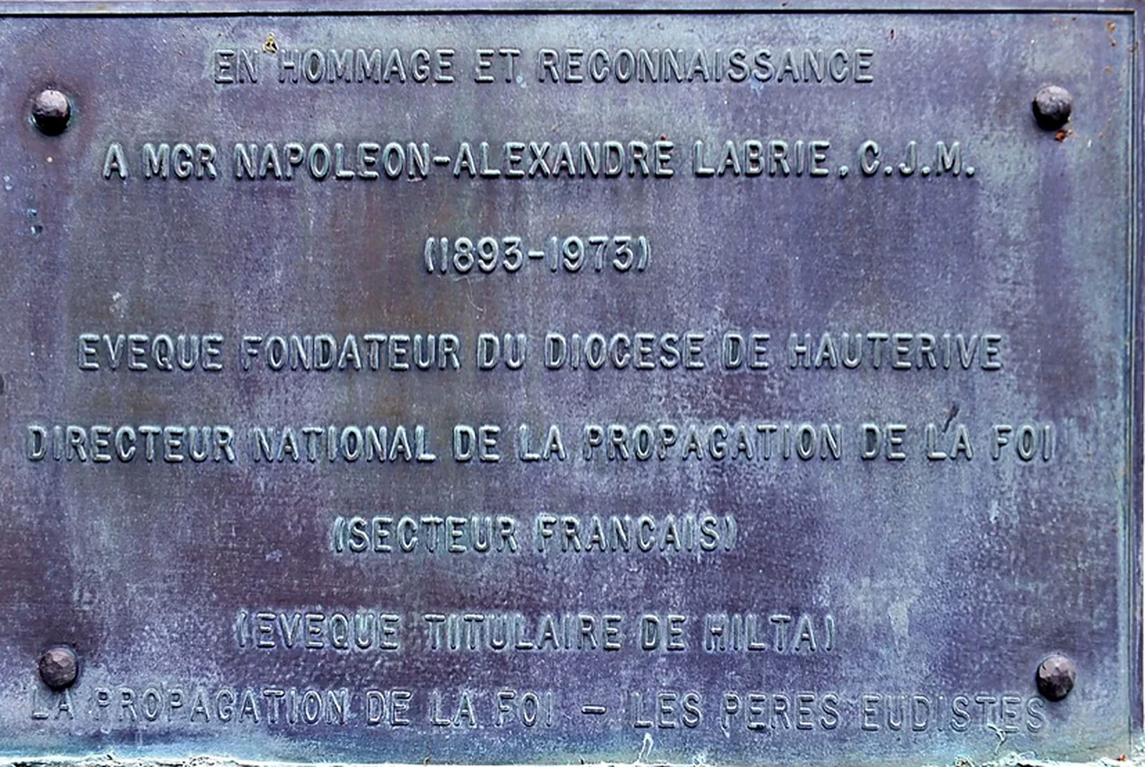 Plaque commémorative honorant Mgr Napoléon-Alexandre Labrie